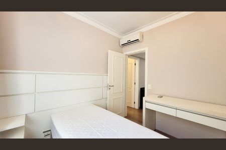 Apartamento para alugar com 140m², 3 quartos e 2 vagas Apartamento para alugar com 140m², 3 quartos e 2 vagasSuíte 2