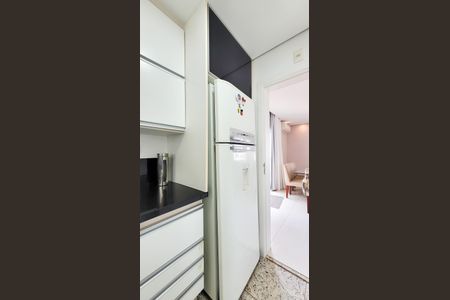 Apartamento para alugar com 140m², 3 quartos e 2 vagas Apartamento para alugar com 140m², 3 quartos e 2 vagasCozinha
