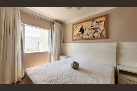 Apartamento para alugar com 140m², 3 quartos e 2 vagas Apartamento para alugar com 140m², 3 quartos e 2 vagasSuíte