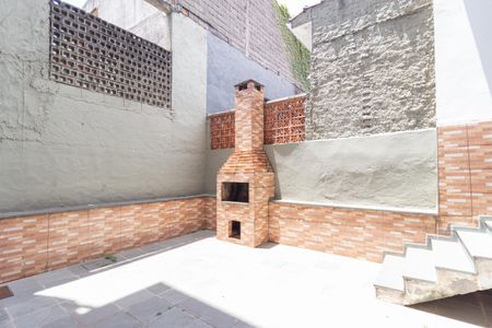 Casa à venda com 576m², 3 quartos e 6 vagasQuintal