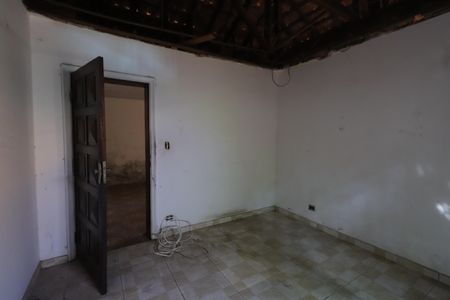 Casa à venda com 510m², 3 quartos e 3 vagasQuarto 1  (casa 2)