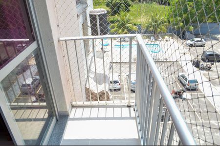 Apartamento à venda com 60m², 2 quartos e 1 vaga Apartamento à venda com 60m², 2 quartos e 1 vagaVaranda