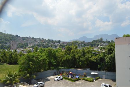 Apartamento à venda com 60m², 2 quartos e 1 vaga Apartamento à venda com 60m², 2 quartos e 1 vagaVista do Quarto 2