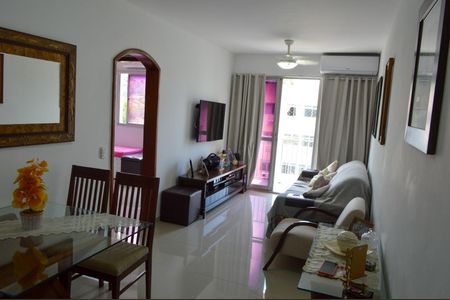 Apartamento à venda com 60m², 2 quartos e 1 vaga Apartamento à venda com 60m², 2 quartos e 1 vagaSala