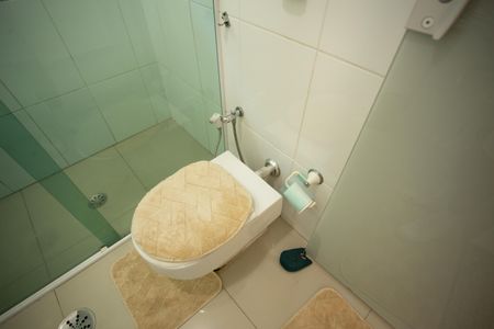 Casa à venda com 270m², 2 quartos e 2 vagasBANHEIRO QUARTO 1