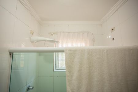 Casa à venda com 270m², 2 quartos e 2 vagasBANHEIRO QUARTO 1