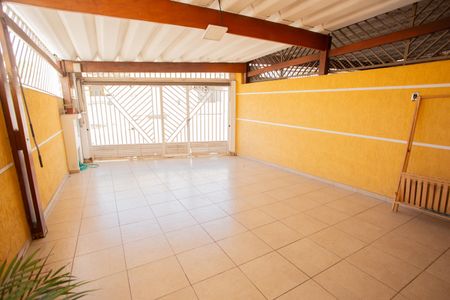 Casa à venda com 270m², 2 quartos e 2 vagasGARAGEM