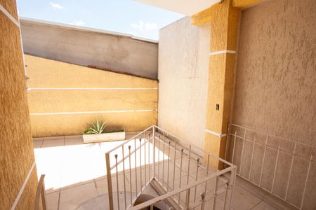 Casa à venda com 270m², 2 quartos e 2 vagasVARANDA QUARTO 2