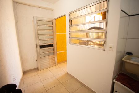 Casa à venda com 270m², 2 quartos e 2 vagasÁREA DE SERVIÇO