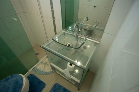 Casa à venda com 270m², 2 quartos e 2 vagasBANHEIRO QUARTO 2