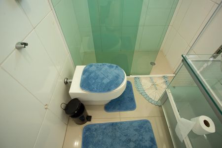 Casa à venda com 270m², 2 quartos e 2 vagasBANHEIRO QUARTO 2