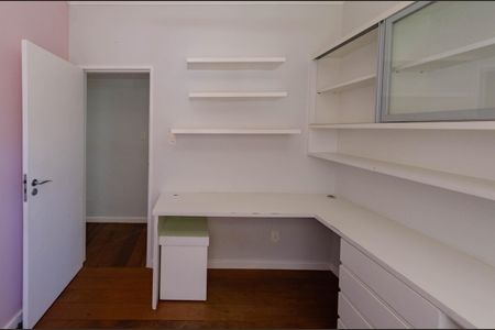 Apartamento à venda com 105m², 3 quartos e 2 vagasQuarto 1