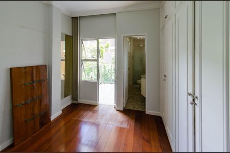 Apartamento à venda com 105m², 3 quartos e 2 vagasSuíte