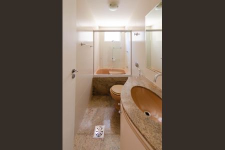 Apartamento à venda com 105m², 3 quartos e 2 vagasBanheiro