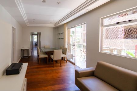 Apartamento à venda com 105m², 3 quartos e 2 vagasSala