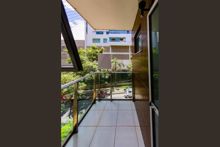 Apartamento à venda com 105m², 3 quartos e 2 vagasVaranda