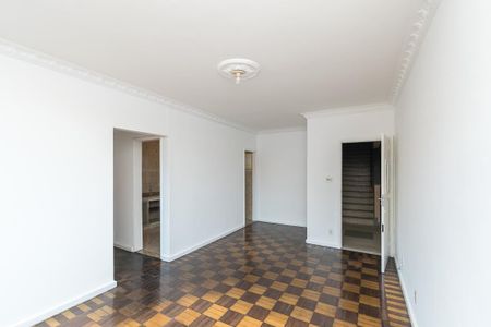 Apartamento para alugar com 85m², 2 quartos e 1 vagaSala
