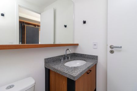 Studio para alugar com 24m², 0 quarto e sem vaga Studio para alugar com 24m², 0 quarto e sem vagaBanheiro