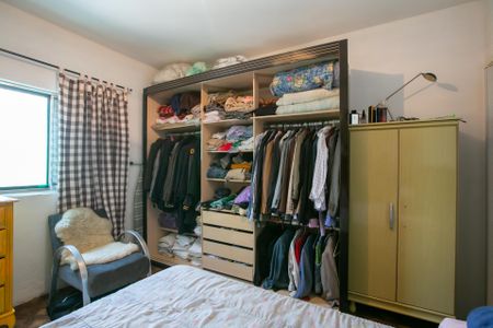 Casa à venda com 250m², 2 quartos e 2 vagasQuarto 2