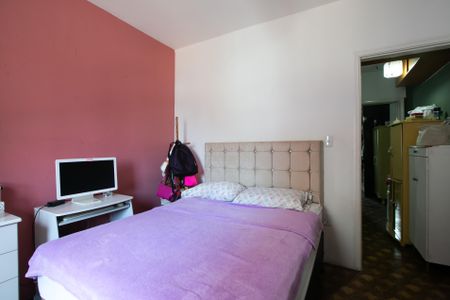 Casa à venda com 250m², 2 quartos e 2 vagasQuarto 1