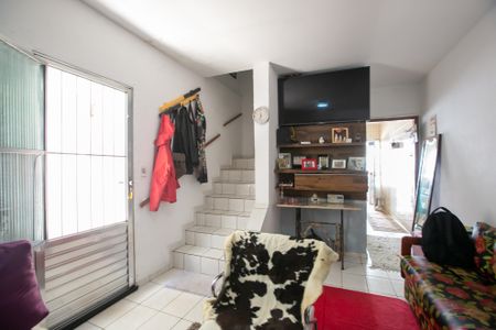 Casa à venda com 250m², 2 quartos e 2 vagasSala