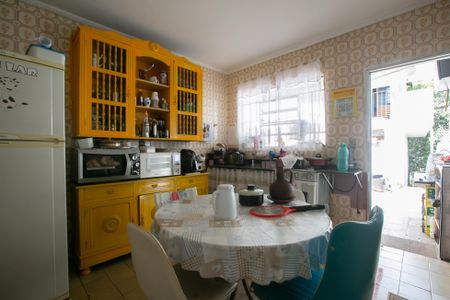 Casa à venda com 250m², 2 quartos e 2 vagasCozinha