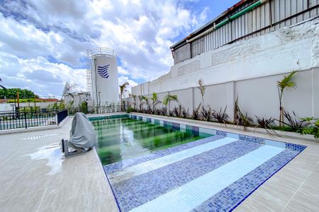 Apartamento para alugar com 52m², 2 quartos e sem vagaÁrea comum - Piscina