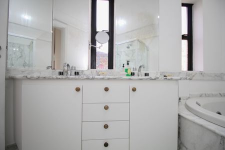 Apartamento para alugar com 130m², 3 quartos e 2 vagasBanheiro suíte 2