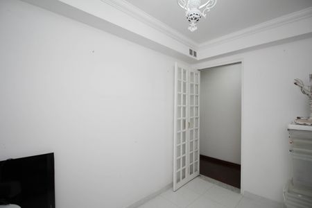 Apartamento para alugar com 130m², 3 quartos e 2 vagasQuarto 2