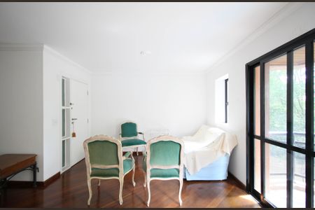 Apartamento para alugar com 130m², 3 quartos e 2 vagasSala