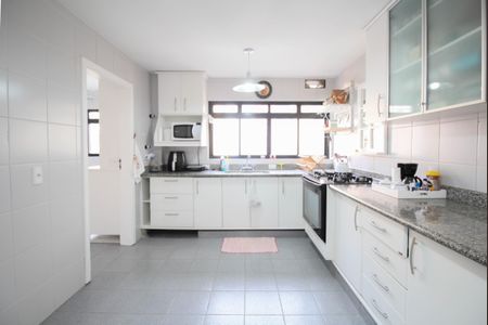 Apartamento para alugar com 130m², 3 quartos e 2 vagasCozinha