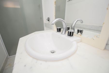 Apartamento para alugar com 130m², 3 quartos e 2 vagasBanheiro Social