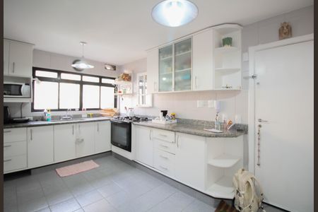 Apartamento para alugar com 130m², 3 quartos e 2 vagasCozinha