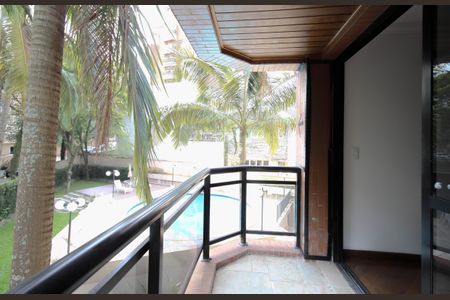 Apartamento para alugar com 130m², 3 quartos e 2 vagasVaranda