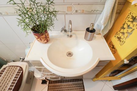 Casa à venda com 201m², 3 quartos e 2 vagasBanheiro 2