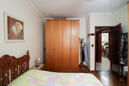 Casa à venda com 201m², 3 quartos e 2 vagasQuarto 1