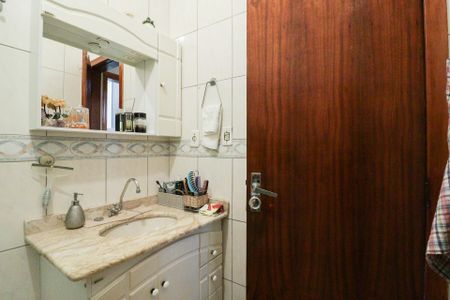 Casa à venda com 201m², 3 quartos e 2 vagasBanheiro 1