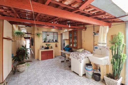 Casa à venda com 201m², 3 quartos e 2 vagasÁrea de Serviço e Quintal