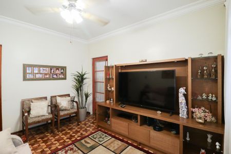 Casa à venda com 201m², 3 quartos e 2 vagasSala