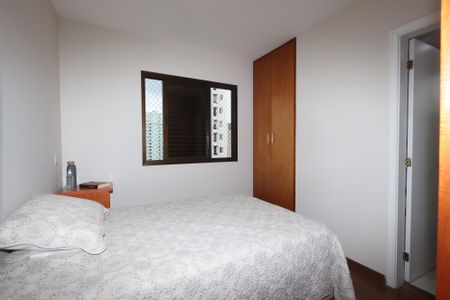 Apartamento à venda com 90m², 3 quartos e 2 vagasSuíte