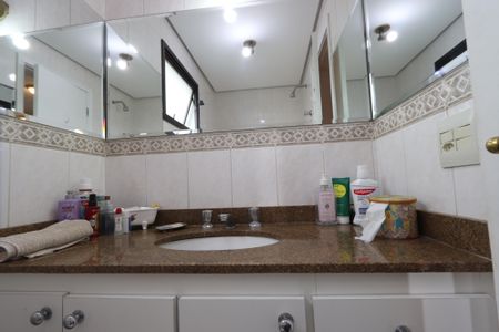 Apartamento à venda com 90m², 3 quartos e 2 vagasBanheiro da Suíte