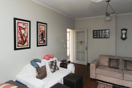 Casa à venda com 156m², 3 quartos e 3 vagasSala