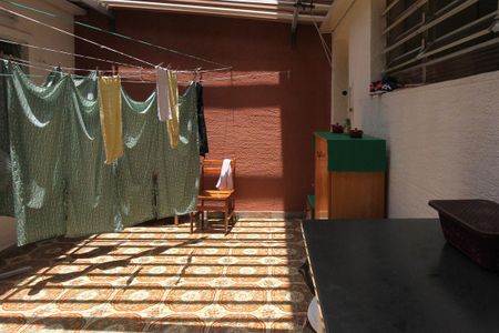 Casa à venda com 156m², 3 quartos e 3 vagasQuintal