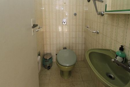 Casa à venda com 156m², 3 quartos e 3 vagasLavabo 2