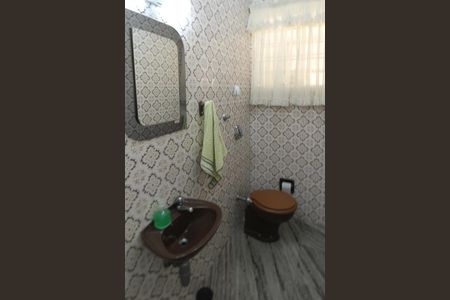 Casa à venda com 156m², 3 quartos e 3 vagasLavabo