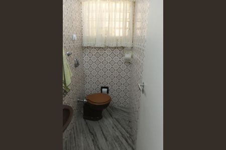 Casa à venda com 156m², 3 quartos e 3 vagasLavabo