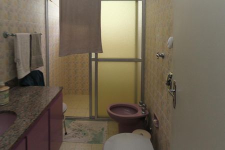 Casa à venda com 156m², 3 quartos e 3 vagasBanheiro Social