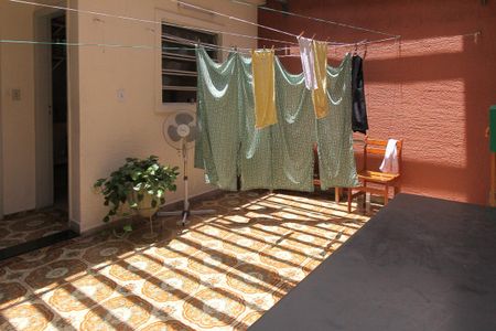 Casa à venda com 156m², 3 quartos e 3 vagasQuintal