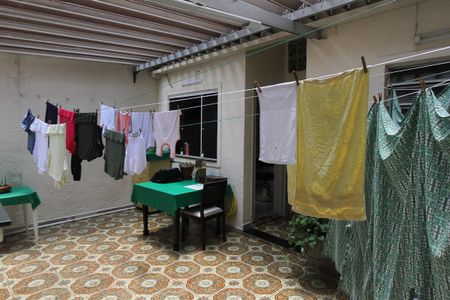 Casa à venda com 156m², 3 quartos e 3 vagasQuintal