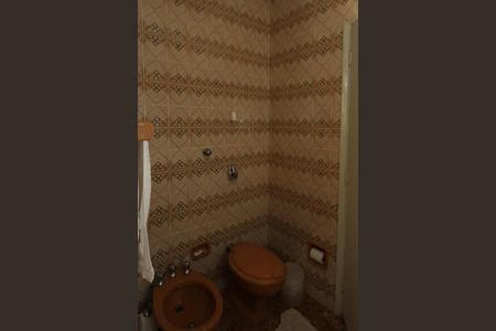 Casa à venda com 156m², 3 quartos e 3 vagasBanheiro